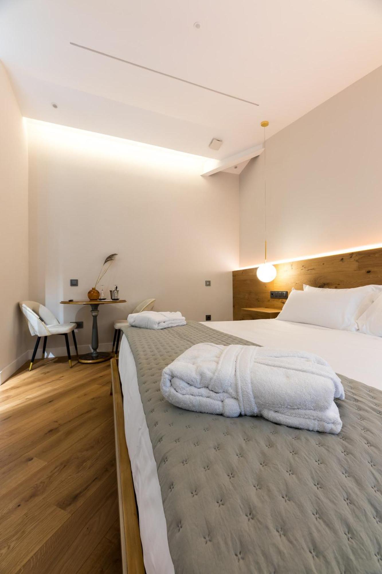Infinitvm Hotel Siguenza Bagian luar foto